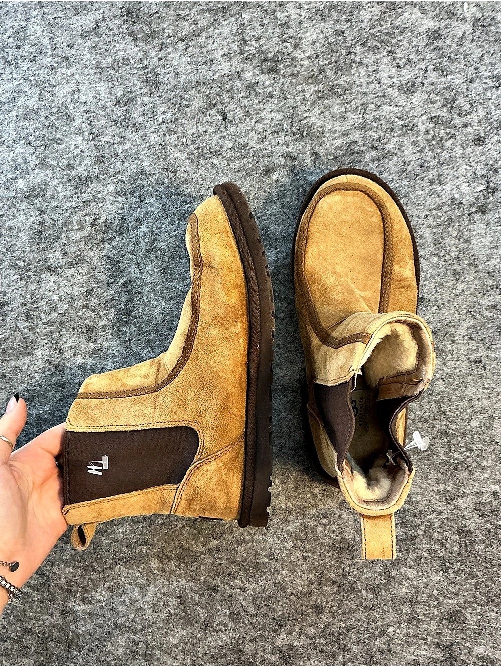 UGG Classic Mini Suede Boots in Brown US 8